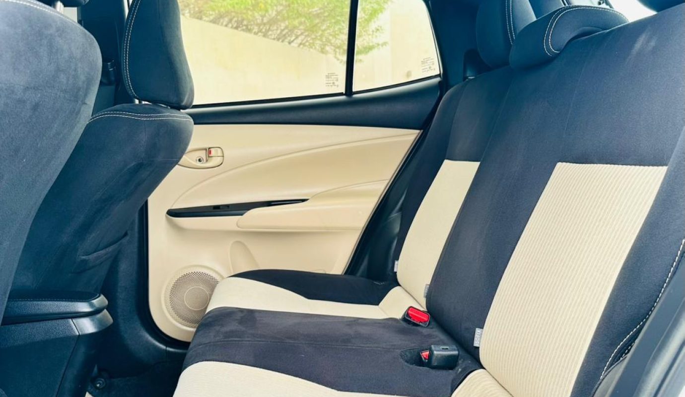 Toyota Yaris Hatch Back